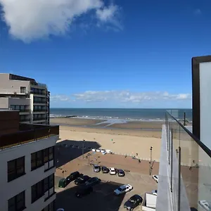 Zeedijk 336 , Middelkerke België